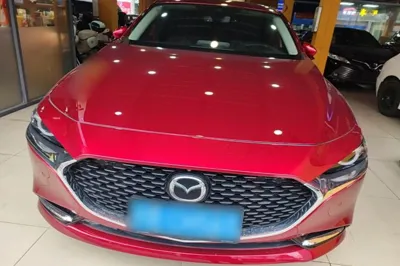 Mazda Mazda 3 Axela 2020, 21900 км, за 12963 USD - фото 2