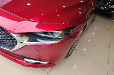 Mazda Mazda 3 Axela 2020, 21900 км, за 12963 USD - фото 9