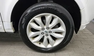 Land Rover Freelander 2013, 137937 км, за 3900.06 USD