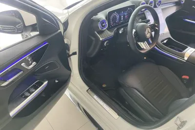 Mercedes-Benz C-Class 2024, 34600 км, за 31580 USD - фото 18