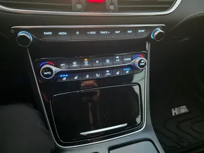 Hyundai Grandeur 2019, 118000 км, за 9189.97 USD