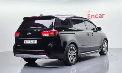 Kia Canival 2018, 101865 км, за 9584.88 USD