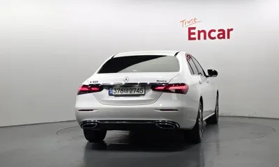 Mercedes-Benz E-Class 2021, 25205 км, за 32558.43 USD