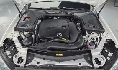 Mercedes-Benz E-Class 2021, 25205 км, за 32526.7 USD - фото 6