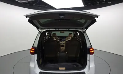 Kia Canival 2019, 112099 км, за 11369.65 USD - фото 31