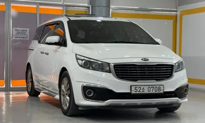 Kia Canival 2016, 228680 км, за 5382.7 USD