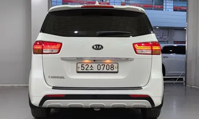 Kia Canival 2016, 228680 км, за 5382.7 USD