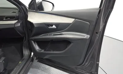 Peugeot 3008 2020, 120876 км, за 10097.73 USD - фото 24