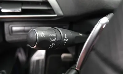 Peugeot 3008 2020, 120876 км, за 10097.73 USD - фото 28