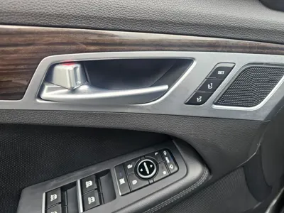 Genesis G80 2018, 148007 км, за 10293.17 USD