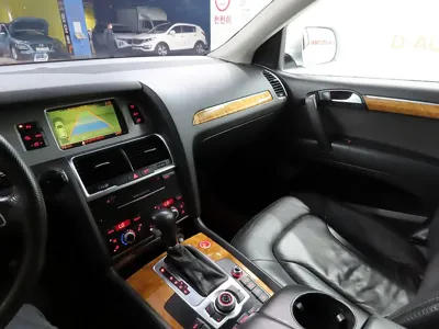 Audi Q7 2011, 200372 км, за 4625.04 USD - фото 12