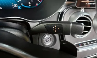Mercedes-Benz GLC-Class 2022, 114520 км, за 25782.69 USD - фото 9