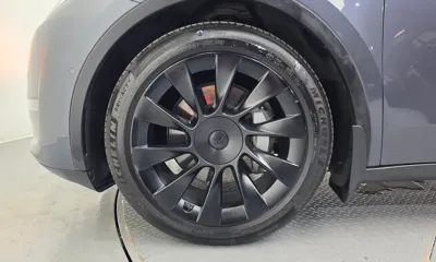 Tesla Model Y 2021, 62312 км, за 25647.82 USD