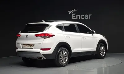 Hyundai Tucson 2017, 88418 км, за 7296.42 USD