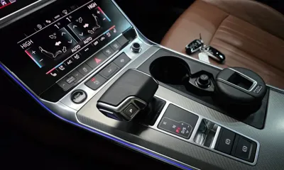 Audi A6 2021, 54347 км, за 19160.88 USD - фото 9
