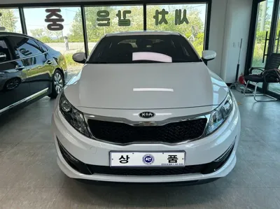 Kia K5 · 2013 год