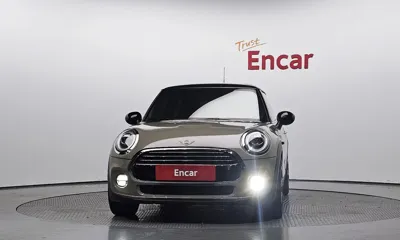 MINI Cooper 2019, 68591 км, за 7548.9 USD