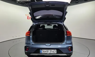 Kia Niro 2020, 90726 км, за 10174.61 USD - фото 30