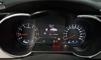 Kia K5 2011, 119723 км, за 2930.26 USD - фото 8