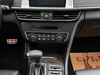 Kia K5 2017, 130000 км, за 5561.99 USD - фото 9