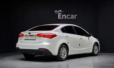 Kia K3 2015, 49728 км, за 4169.38 USD