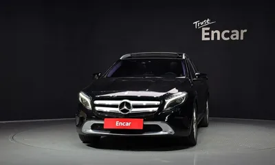 Mercedes-Benz GLA-Class 2017, 64013 км, за 8125.85 USD