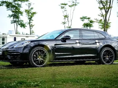 Porsche Panamera · 2021 год