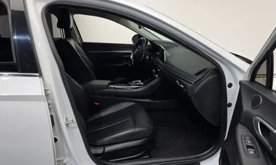 Hyundai Sonata 2022, 79314 км, за 11757.75 USD - фото 11