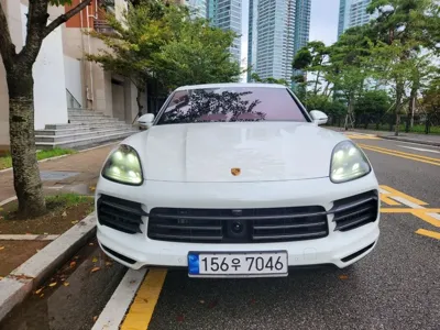 Porsche Cayenne 2023, 48500 км, за 61756.46 USD