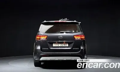 Kia Canival 2016, 98004 км, за 8736.2 USD