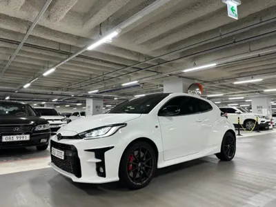 Toyota Yaris(Vitz) 2022, 8000 км, за 49231.98 USD
