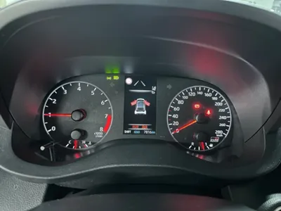 Toyota Yaris(Vitz) 2022, 8000 км, за 49231.98 USD - фото 7