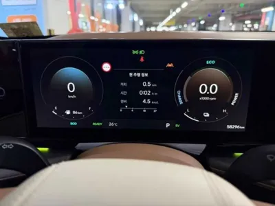 Hyundai Grandeur 2023, 58288 км, за 24063.25 USD - фото 9