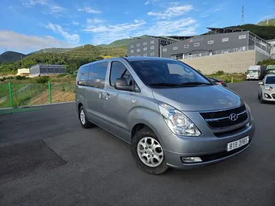 Hyundai Starex 2015, 196714 км, за 4228.47 USD