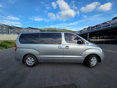 Hyundai Starex 2015, 196714 км, за 4228.47 USD