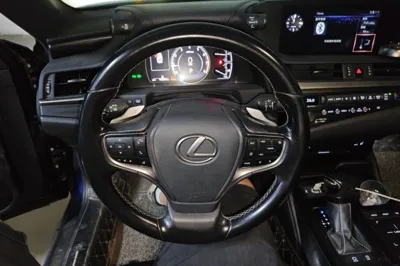 Lexus ES 2020, 93200 км, за 22107 USD - фото 9