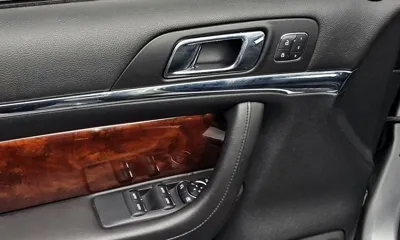 Lincoln MKS 2014, 120051 км, за 2642.38 USD - фото 19