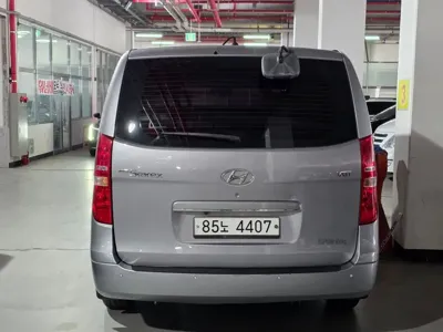 Hyundai Starex 2017, 162284 км, за 5525.58 USD