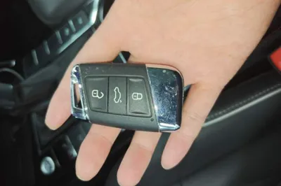 Volkswagen Passat 2022, 75600 км, за 16506 USD - фото 23