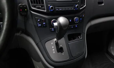 Hyundai Starex 2018, 116702 км, за 9183.41 USD - фото 9