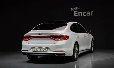 Hyundai Grandeur 2018, 99818 км, за 11265.22 USD