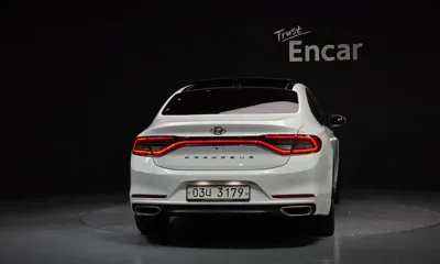 Hyundai Grandeur 2018, 99818 км, за 11265.22 USD