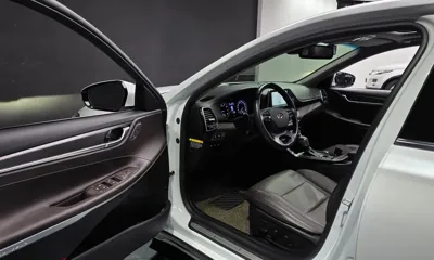 Hyundai Grandeur 2018, 99818 км, за 11265.22 USD - фото 10
