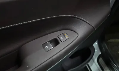 Hyundai Grandeur 2018, 99818 км, за 11265.22 USD - фото 18