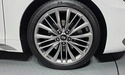 Hyundai Grandeur 2018, 99818 км, за 11265.22 USD - фото 21