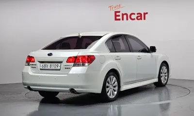 Subaru Legacy 2011, 256238 км, за 2311.26 USD