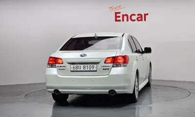 Subaru Legacy 2011, 256238 км, за 2311.26 USD