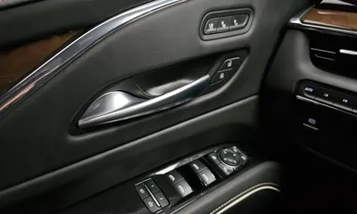 Cadillac Escalade 2023, 58504 км, за 65081.47 USD - фото 35