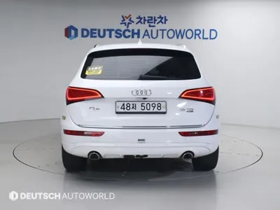 Audi Q5 2015, 165320 км, за 7403.5 USD