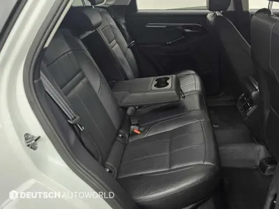 Land Rover Range Rover Evoque 2023, 50993 км, за 24222.13 USD - фото 12